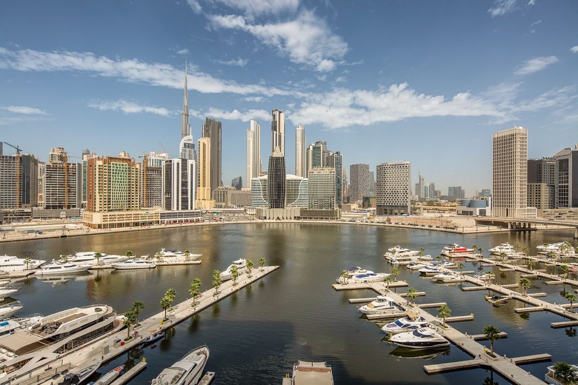 dubai business bay marina