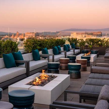 rooftop club place